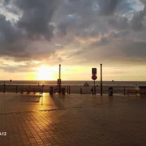 Appartement Kursaal Met Zeezicht, Oostende